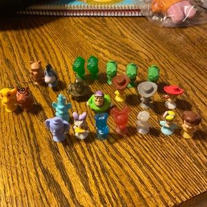 22 Micro popz figurines